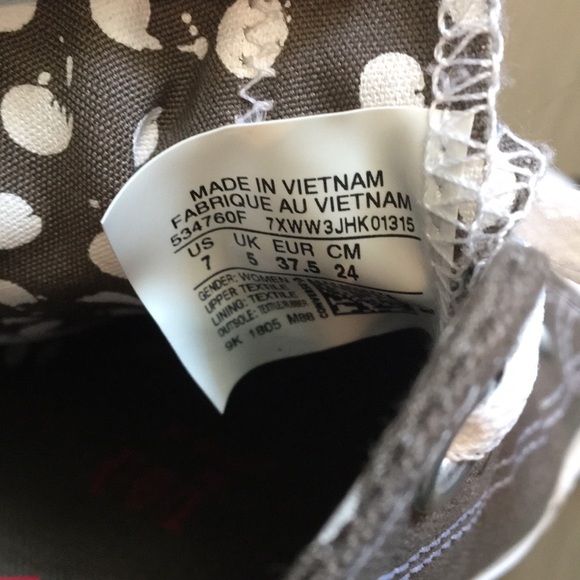 Gray Converse - Picture 3 of 6